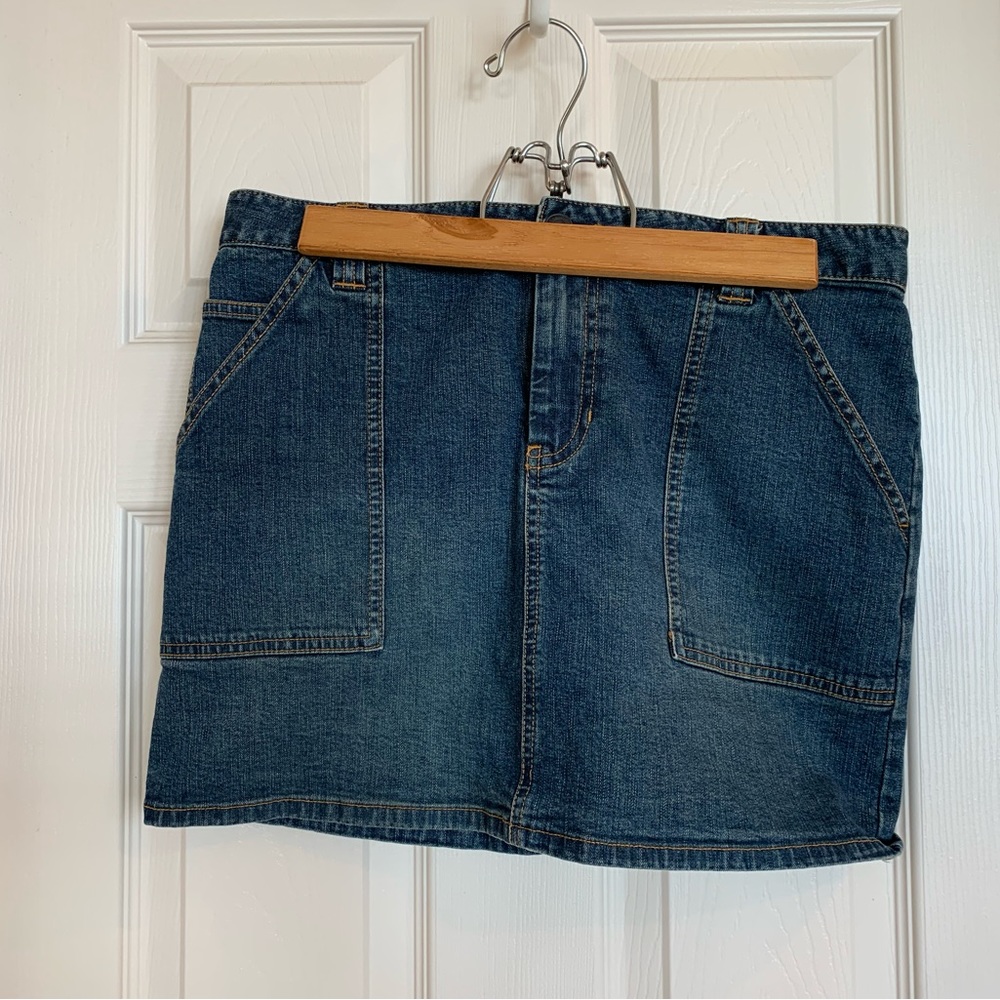 Size 8 Old Navy Perfect Jean Skirt